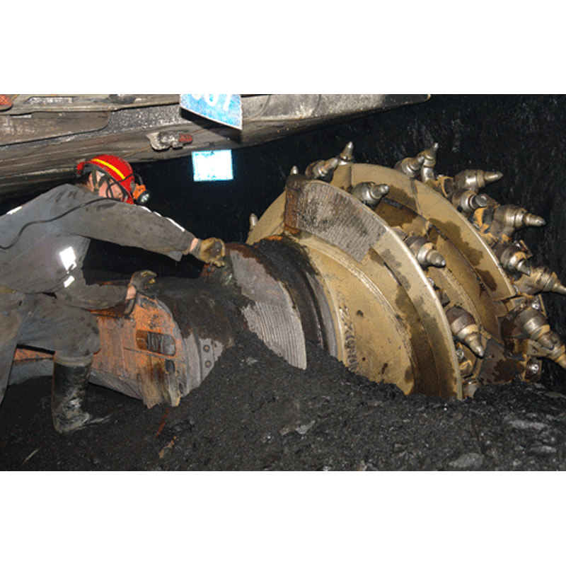 旋挖煤截齒現(xiàn)場作業(yè)圖